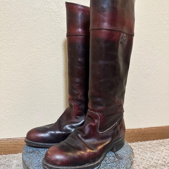 FRYE - Brown Leather Pull-On Boot | Size 7 - Picture 4 of 6